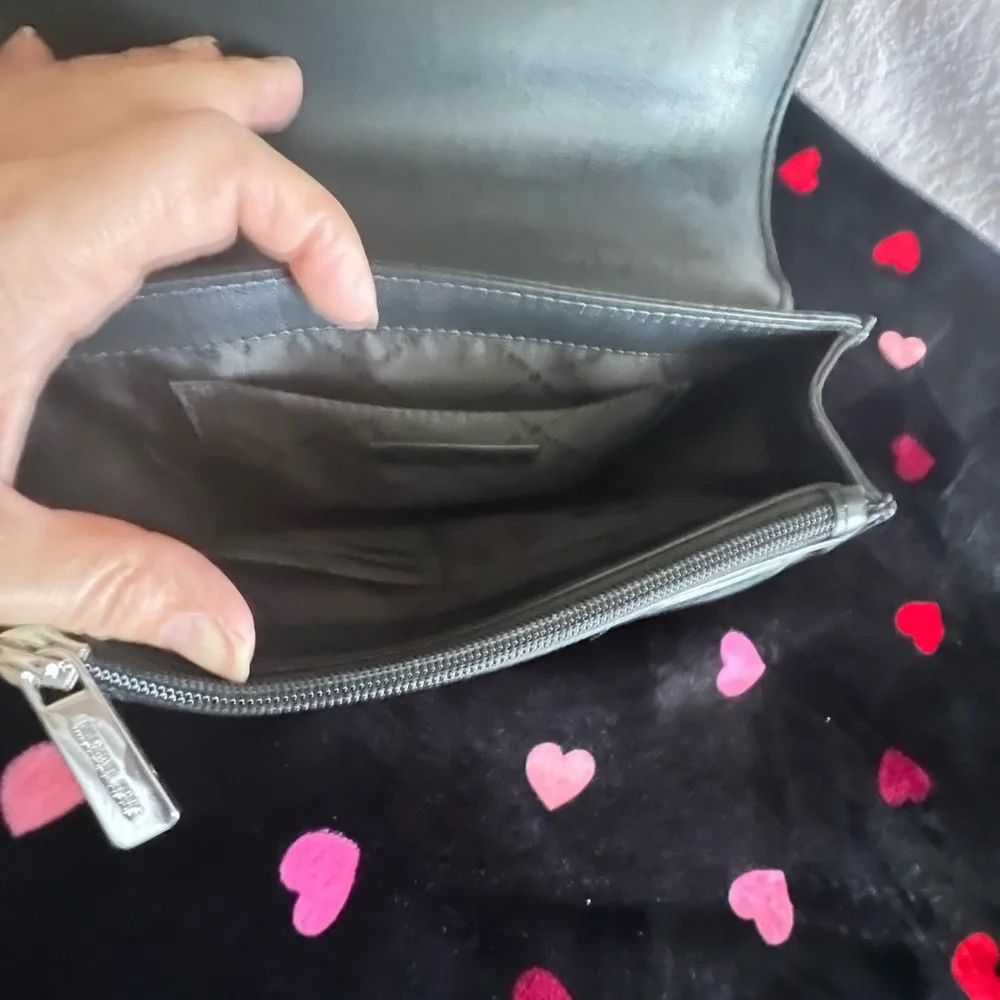 Authentic Michael Kors - Picture 2 of 5